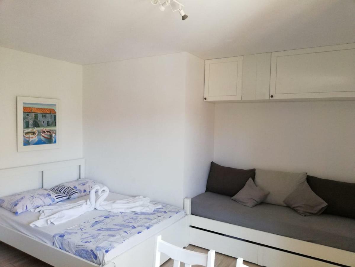 Apartman Jela Šibenik Esterno foto